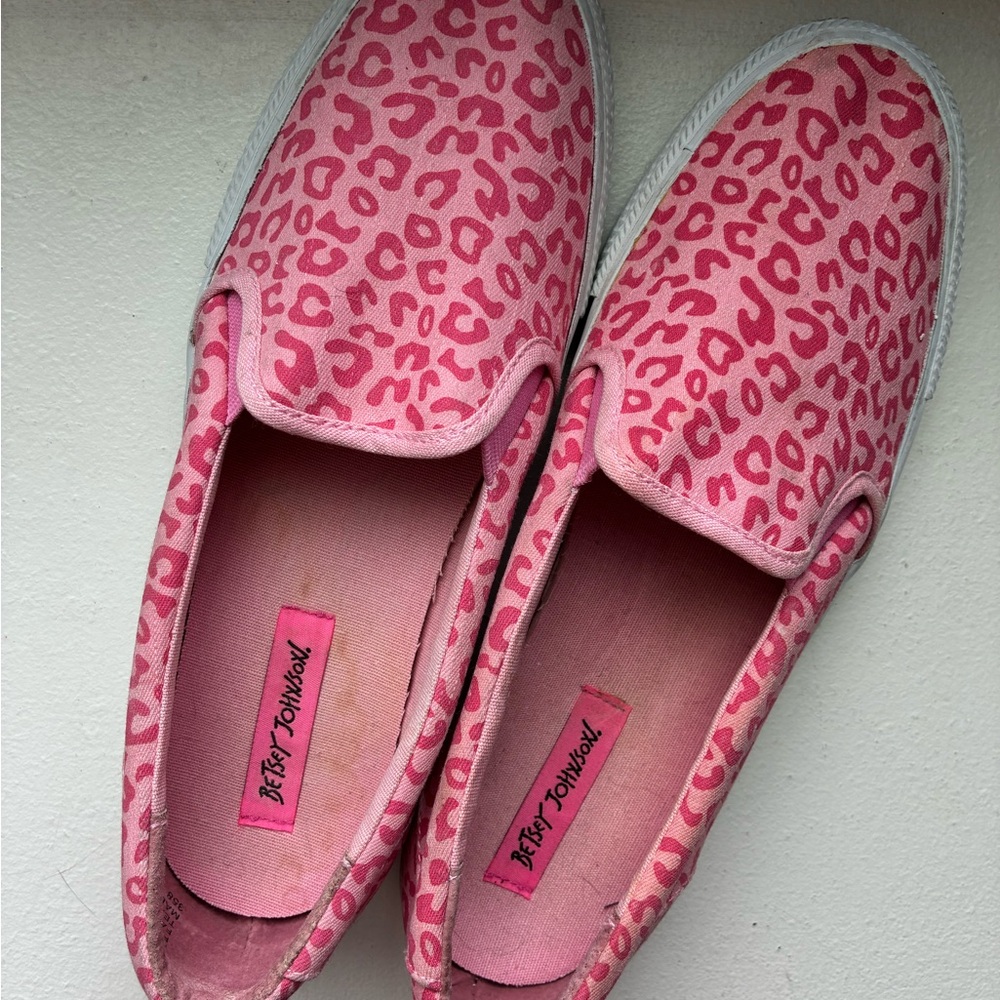 Betsey Johnson Amira Pink Animal Print Flats